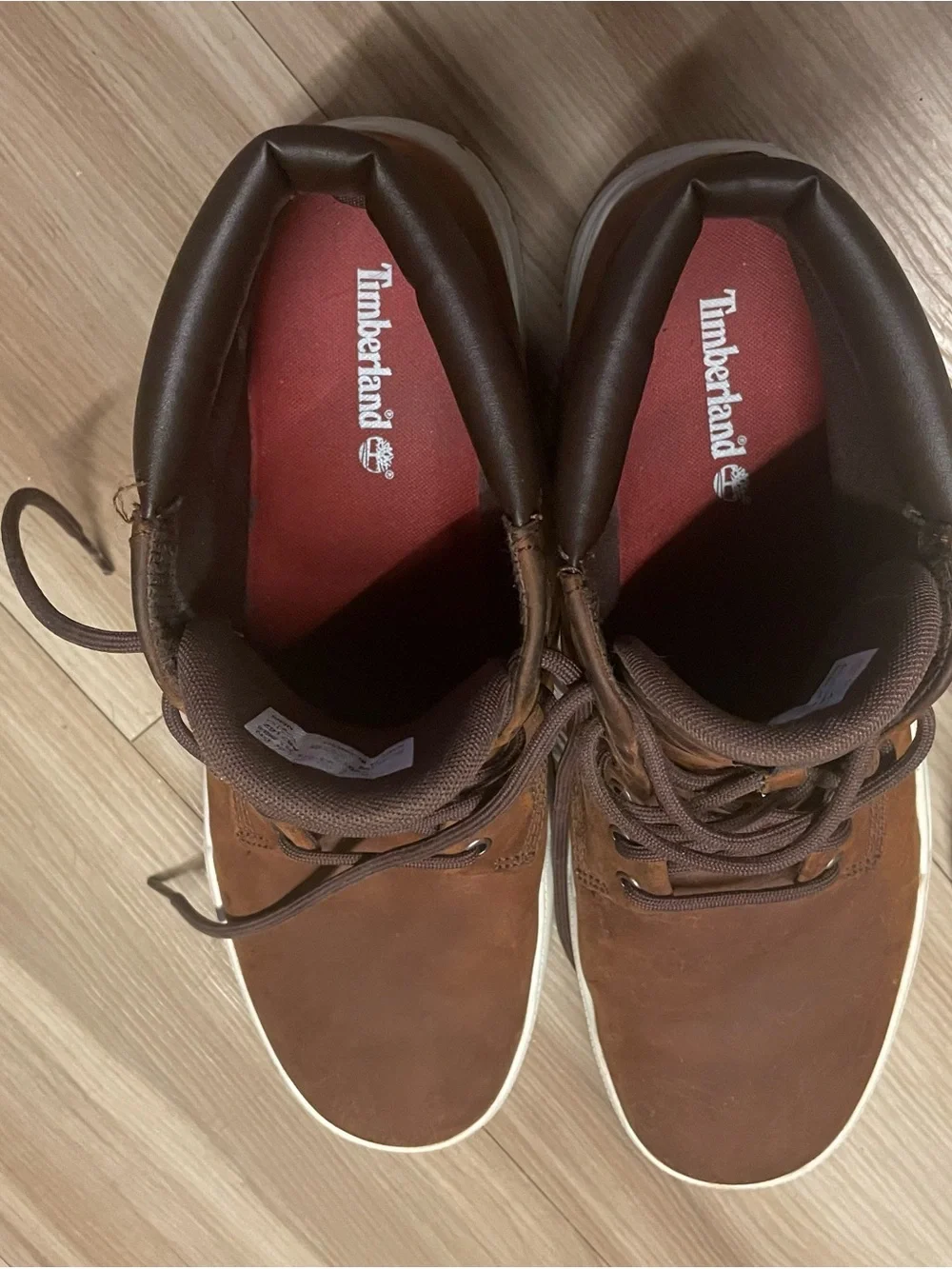Timberland Men's Size 12 Brown Leather Chukka Boots with White Sole. Ankle boots